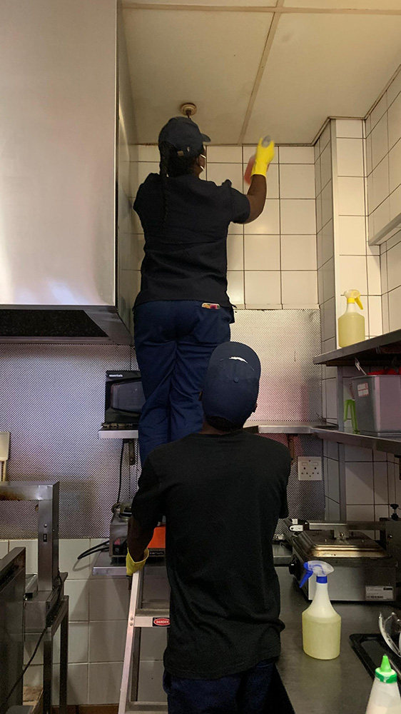 Kleen Up Commercial Kitchen Deep Cleaning 1