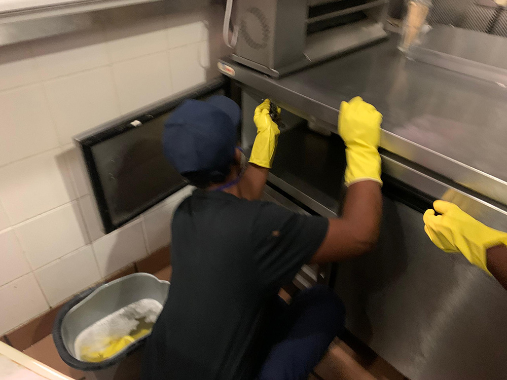 Kleen Up Commercial Kitchen Deep Cleaning 12