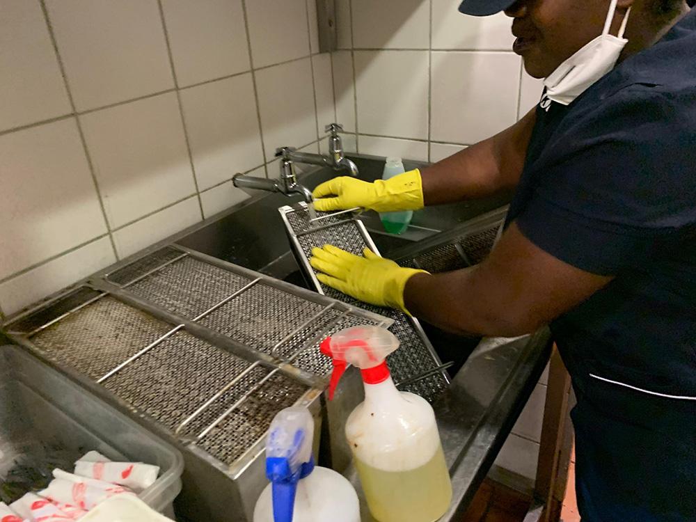 Kleen Up Commercial Kitchen Deep Cleaning 14