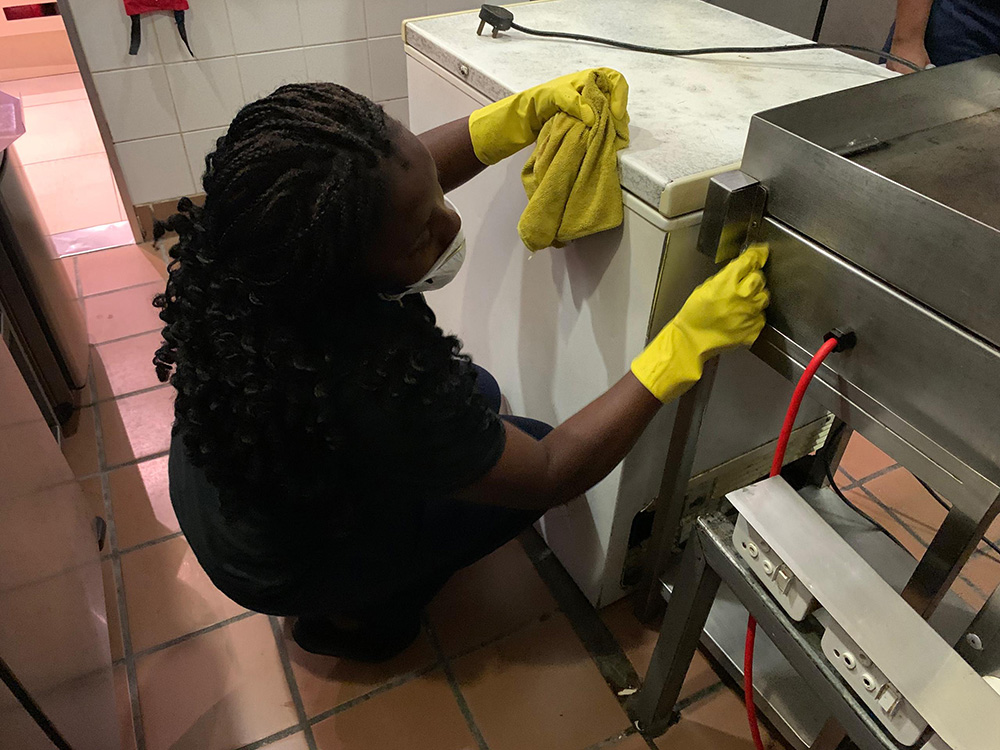 Kleen Up Commercial Kitchen Deep Cleaning 18