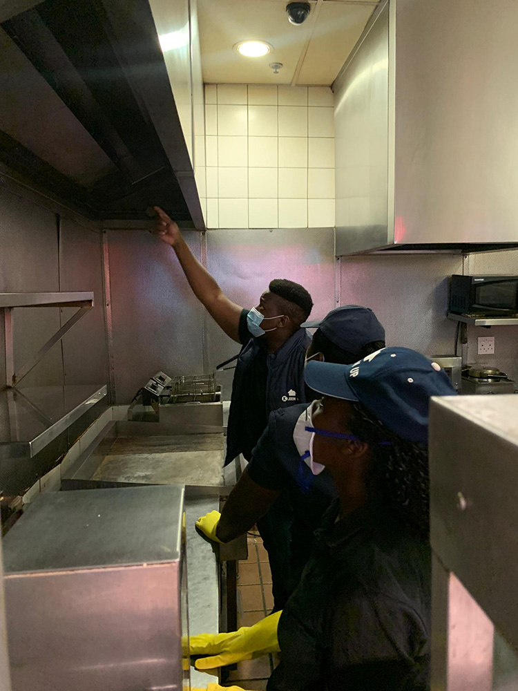 Kleen Up Commercial Kitchen Deep Cleaning 6